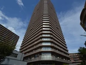 南西側から見た１番館