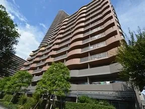 南側から見た４番館
