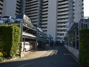 車両出入口