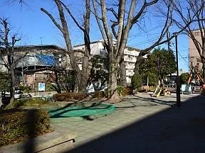 赤羽北三丁目児童遊園