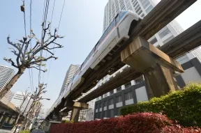 右手に東京シーサウスブランファーレが<br>見えます。