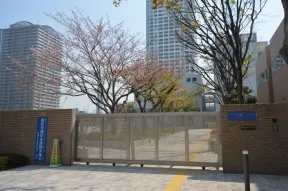 港南小学校