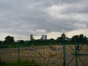 多摩川ガス橋緑地テニスコート