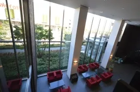 グランドエントランス
