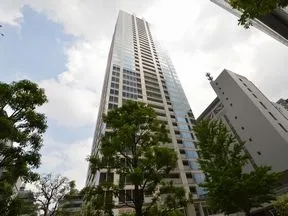 南側からの外観