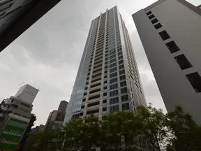 南側からの外観