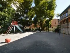 中富久児童遊園