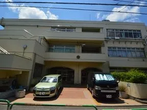 新宿区立富久小学校