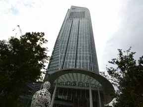 ２階中庭から見た外観