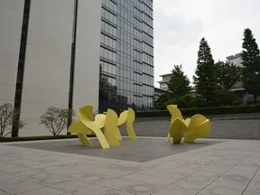 サンクンガーデンのアート