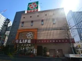 ライフ 神田和泉町店