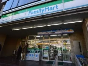 ファミリーマート 台東一丁目店