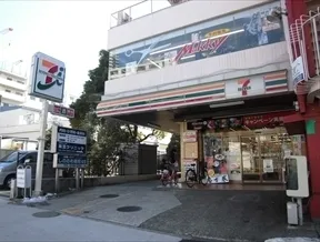 セブンイレブン東雲店