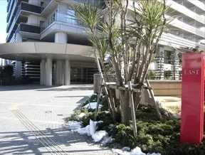 EAST棟エントランス