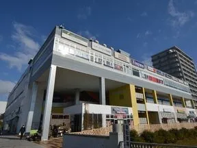 フレスポ若葉台EAST
