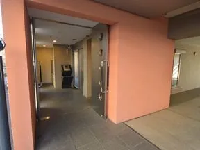 Ａ棟エントランス