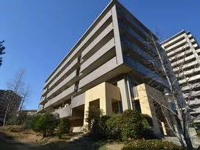 南東側から見たＣ棟