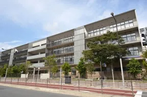港区立港南小学校