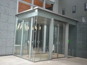 エントランス（アクアタワー）