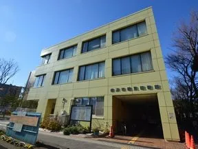 横浜市鶴見図書館