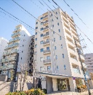 uYi