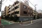 リビオ新宿御苑