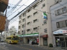 Ogу}V