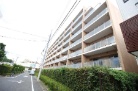 ソレーヌ世田谷芦花公園