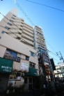 ラミアール鶯谷駅前