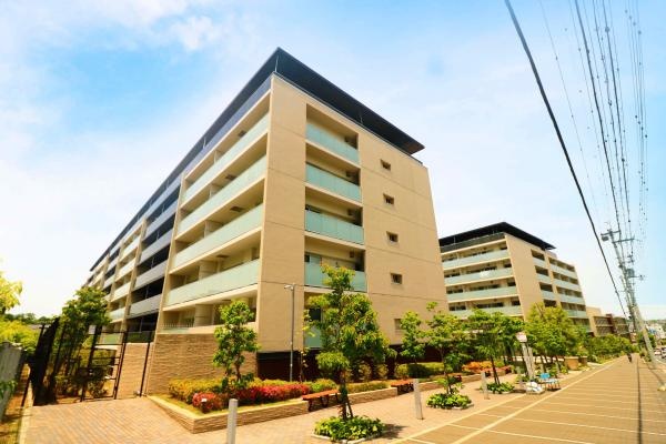 ローレルスクエア学園前 住友不動産販売 で売却 査定 購入 中古マンション 賃貸 ローレルスクエア学園前 住友不動産販売 で売却 査定 購入 中古マンション 賃貸