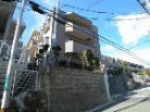 ステイツ雲雀丘花屋敷