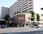 ラポルテ西館