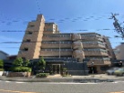 ローレルコート日比野