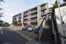 ロイヤルヴィーゼ東山元町