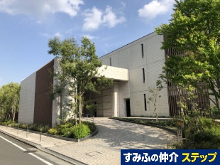 �U�E�p�[�N�n�E�X���{