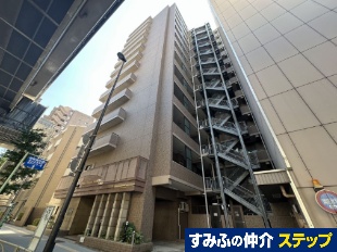 ���C�I���Y�X�e�[�V�����v���U���{��