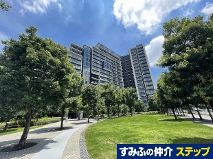 �X�J�C�e�B�A���E�G�X�g