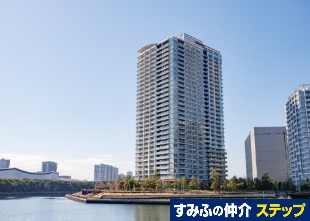 �x�C�Y�^���[���K�[�f��