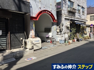 ���c�J���G�R�U���ڃr��