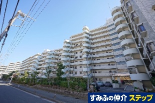 �R�X���X�e�[�V������i�J