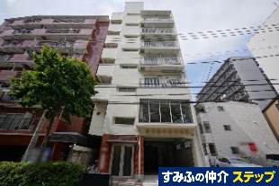 �����r��