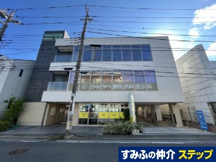 NjbN[