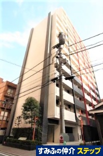 ���C���X�e�[�W���X���t�B�[�l