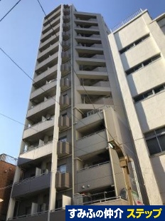 ���_�f���I�X�e�[�W��Ց���