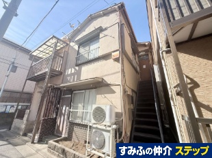 �����擌�l�؂R���ڃA�p�[�g