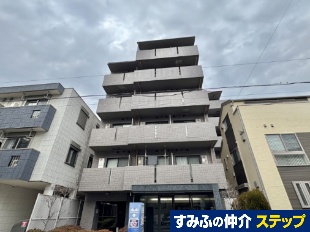 ���[�u���r��ޔԊ�