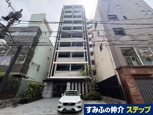 �U�E�p�[�N�n�E�X�@�A�[�o���X����