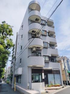 GhU