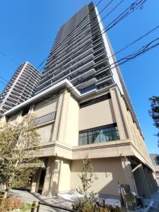 �V�e�B�^���[�Y����R�T�E�X�^���[