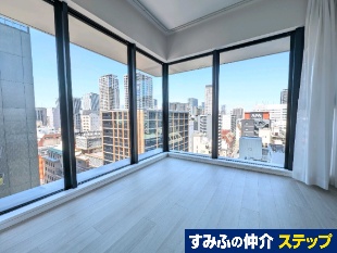 �V�e�B�^���[���{��